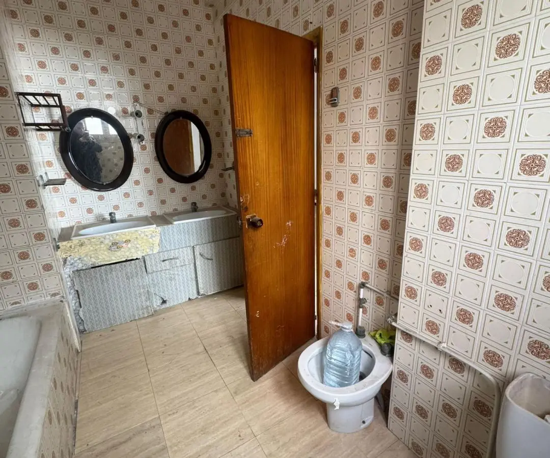 5-bedroom Apartment In Guardamar Del Segura, Spain (200 M²)