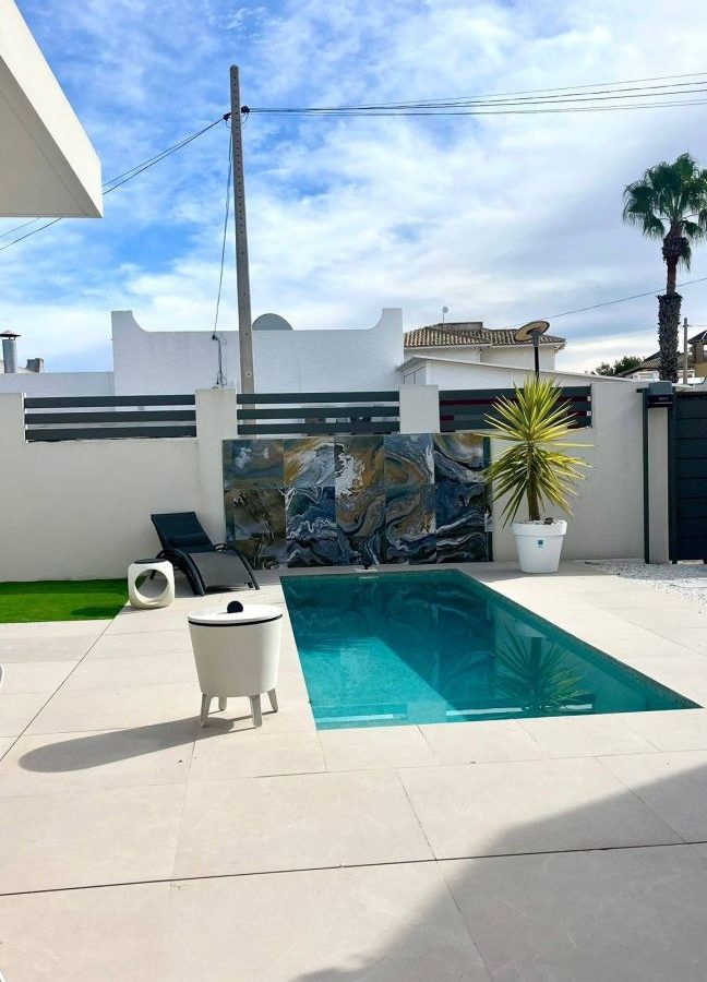 3-bedroom Villa In San Miguel De Salinas, Spain (103 M²)