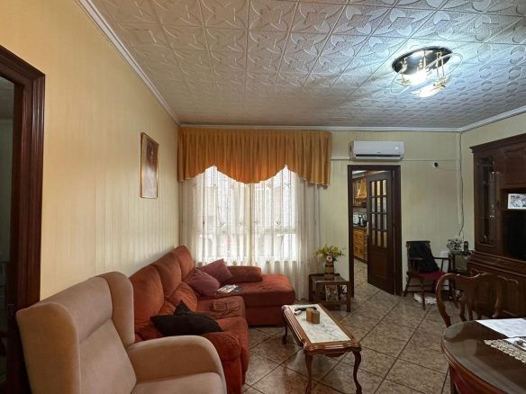 4-bedroom Apartment In Torrevieja, Spain (101 M²)