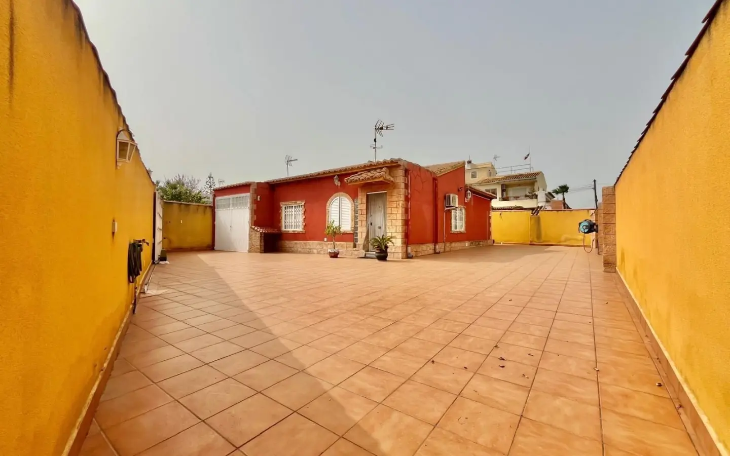 Villa Of 120 M² In Torrevieja, Spain