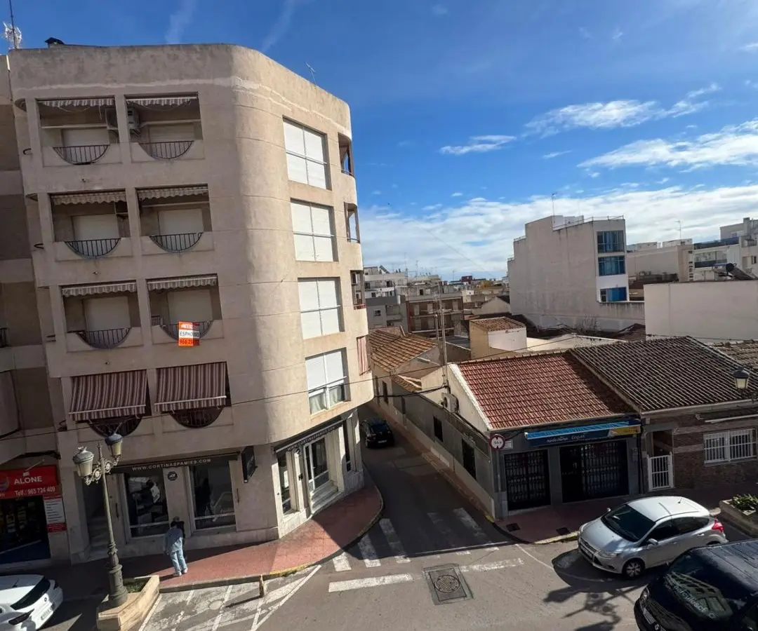5-bedroom Apartment In Guardamar Del Segura, Spain (200 M²)