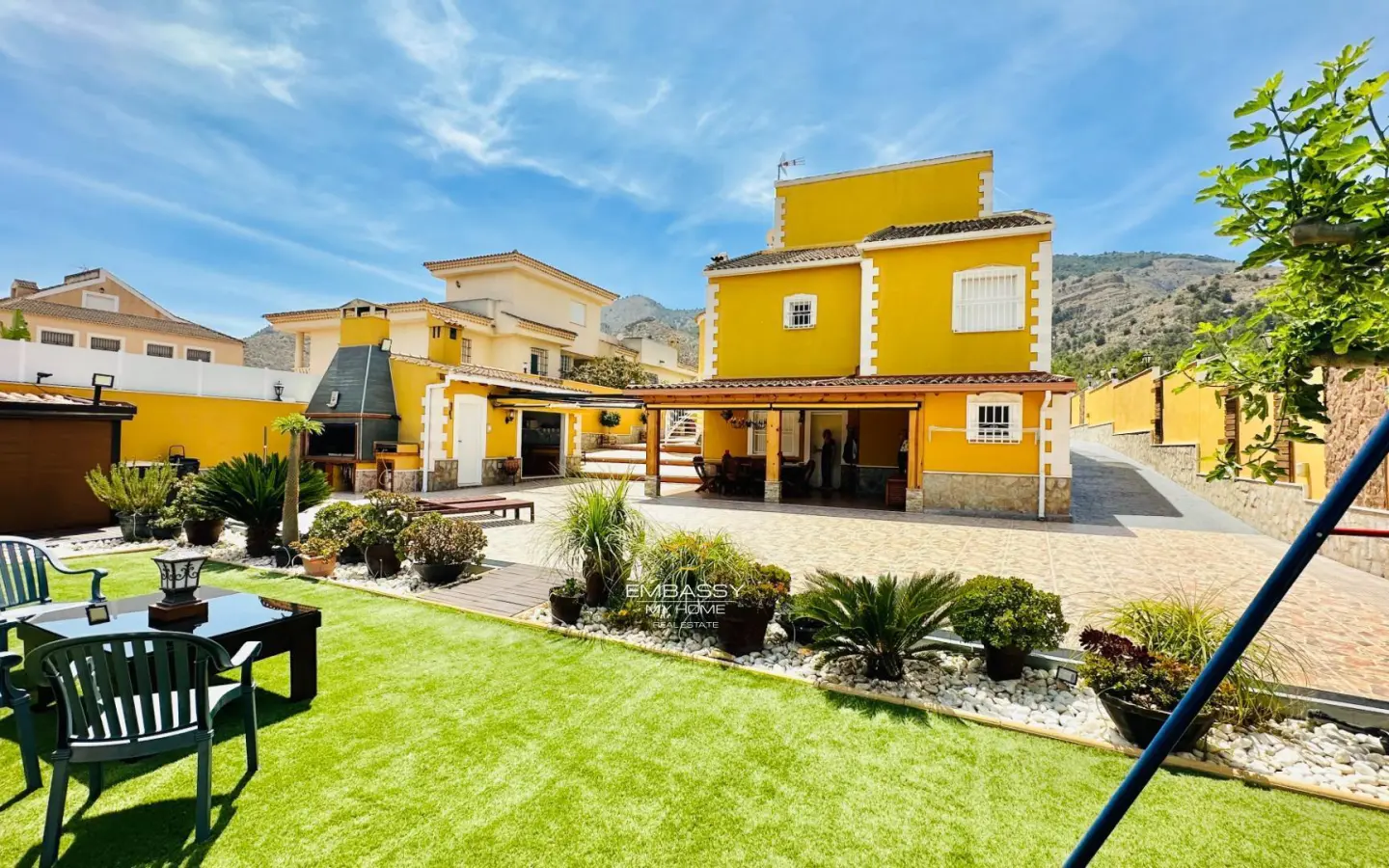 5-bedroom Villa In Orihuela, Spain (201 M²)