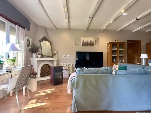3-bedroom Villa In Torrevieja, Spain (138 M²)
