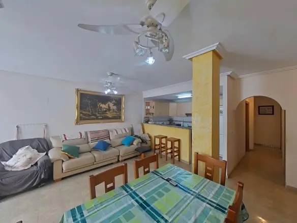Apartment Of 120 M² In Torrevieja, Spain