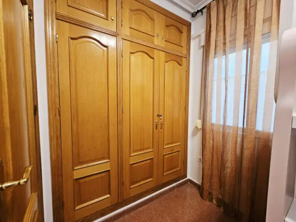3-bedroom Apartment In Torrevieja, Spain (126 M²)