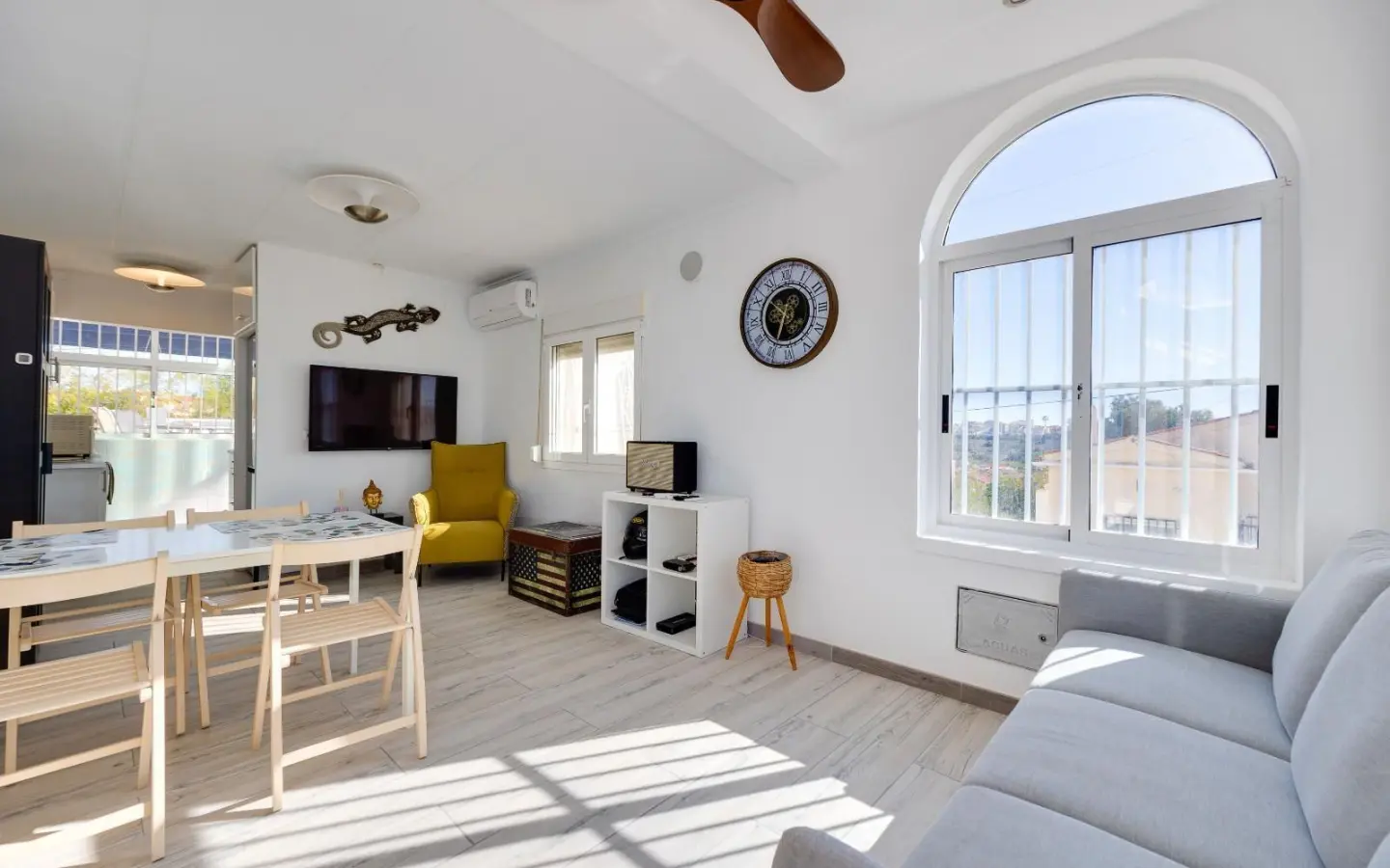 Villa Of 80 M² In San Fulgencio, Spain