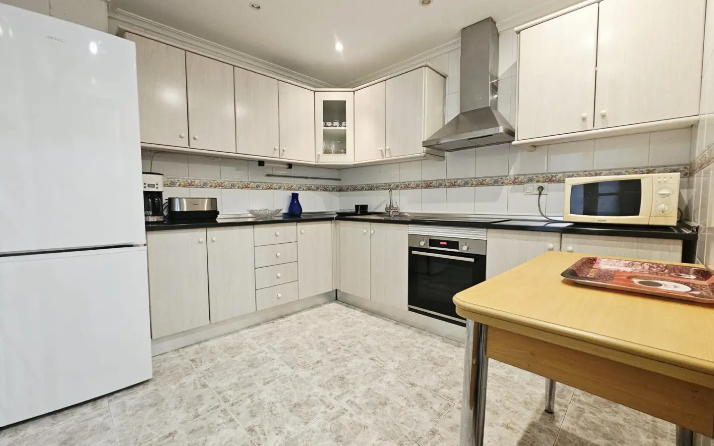 3-bedroom Apartment In Torrevieja, Spain (126 M²)