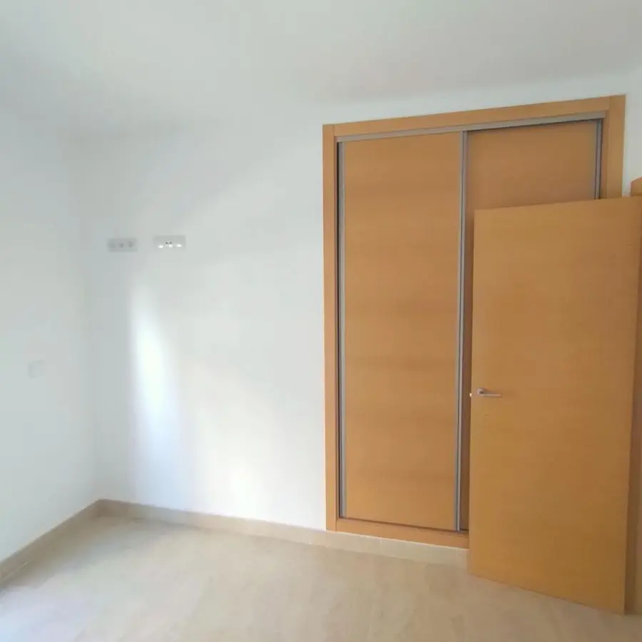 3-bedroom Apartment In Torrevieja, Spain (122 M²)