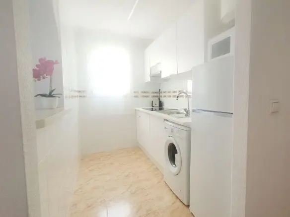 Penthouse Of 59 M² With Sea Views In Torrevieja, Spain