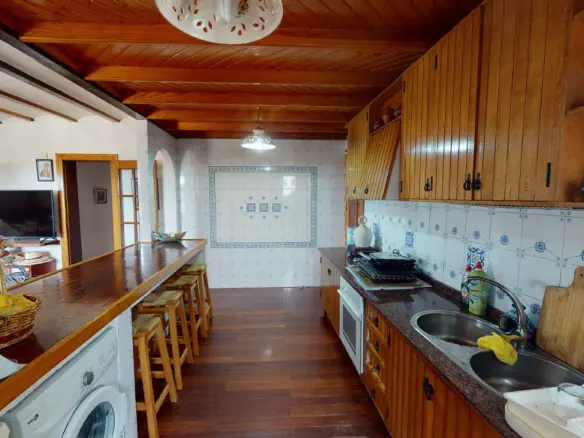 6-bedroom Villa In Murcia, Spain (272 M²)