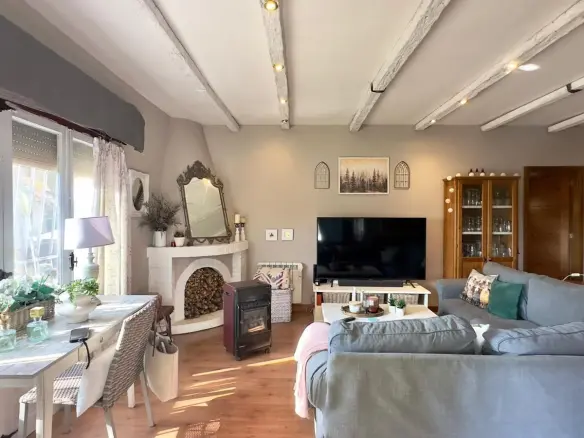 3-bedroom Villa In Torrevieja, Spain (138 M²)