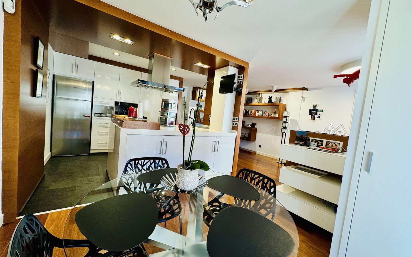 3-bedroom Apartment In Torrevieja, Spain (131 M²)