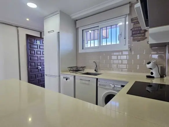 3-bedroom Apartment In Pilar De La Horadada, Spain (96 M²)