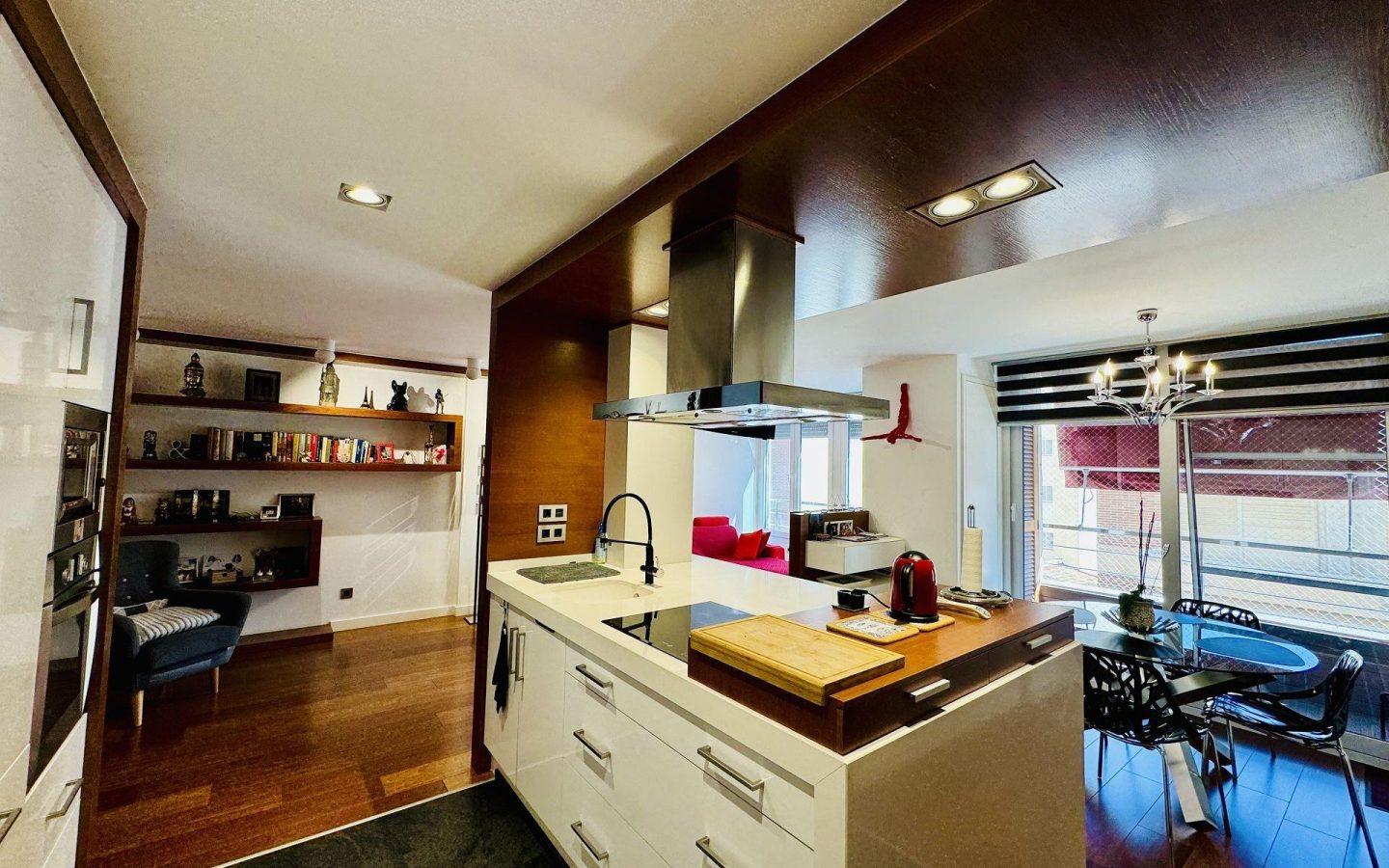 3-bedroom Apartment In Torrevieja, Spain (131 M²)