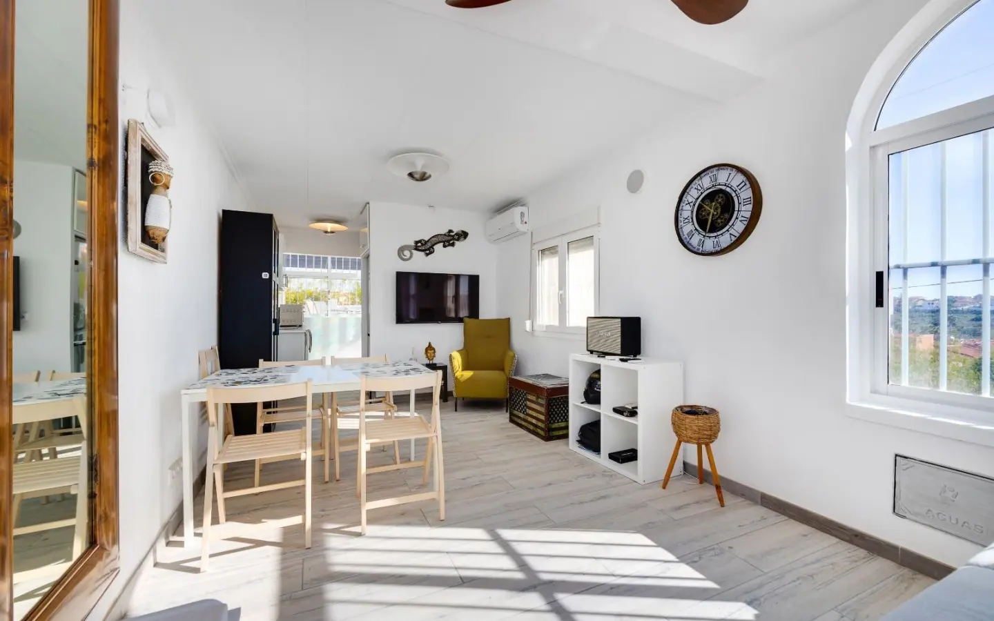 Villa Of 80 M² In San Fulgencio, Spain