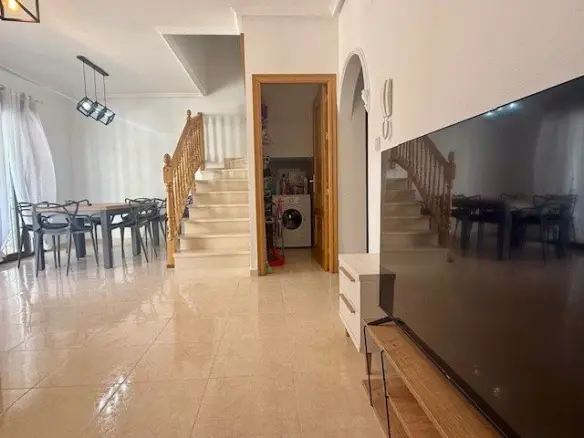 3-bedroom House In San Miguel De Salinas, Spain