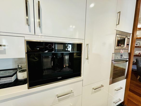 3-bedroom Apartment In Torrevieja, Spain (131 M²)