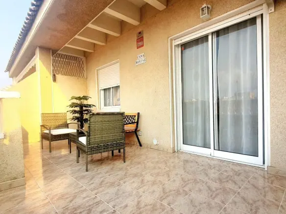 Penthouse Of 59 M² With Sea Views In Torrevieja, Spain