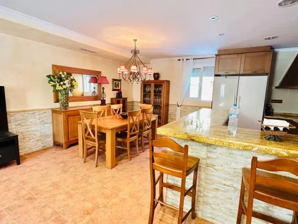5-bedroom Villa In Orihuela, Spain (201 M²)