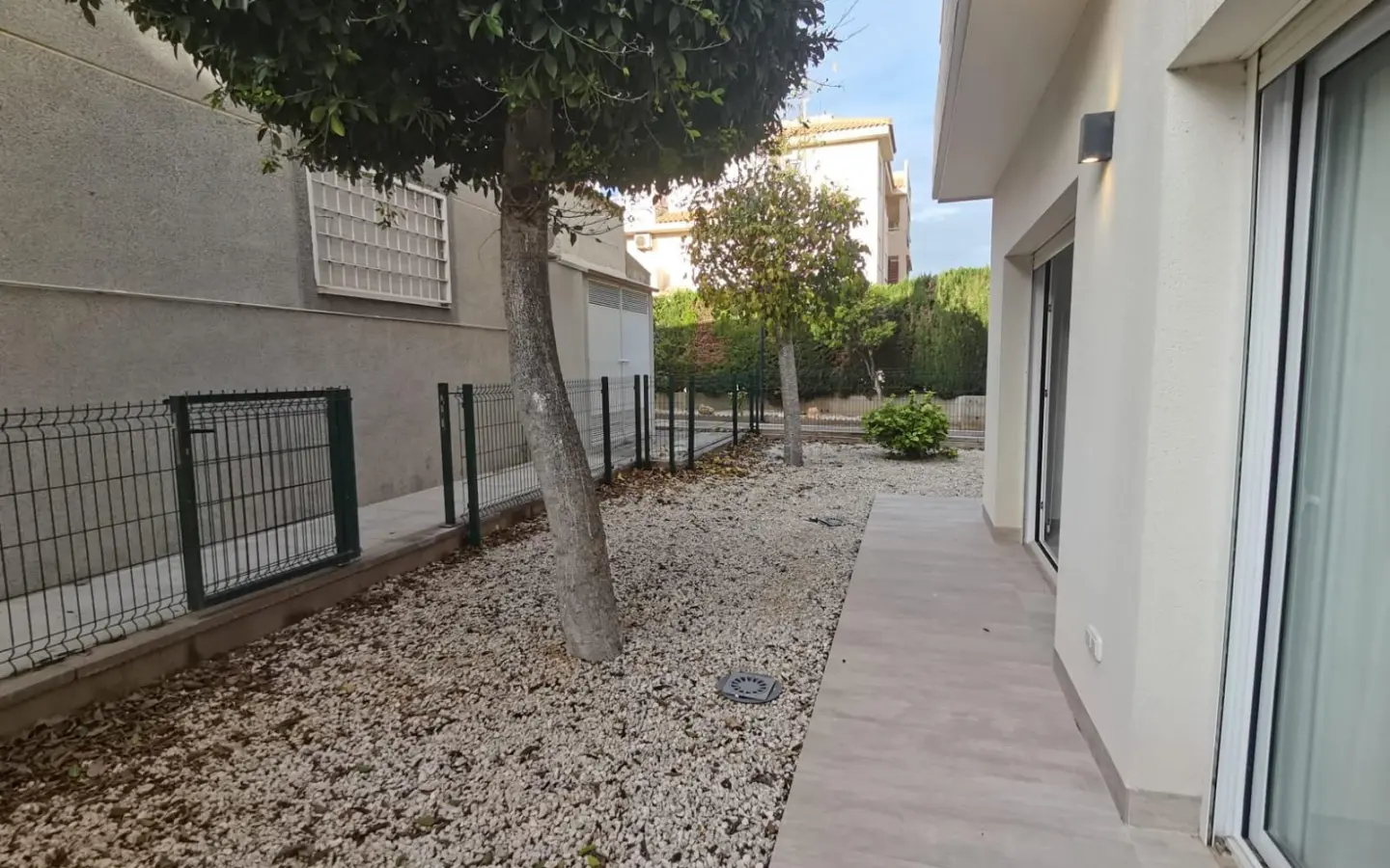 Apartment Of 117 M² In Torrevieja, Spain