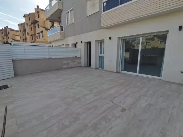 Apartment Of 117 M² In Torrevieja, Spain