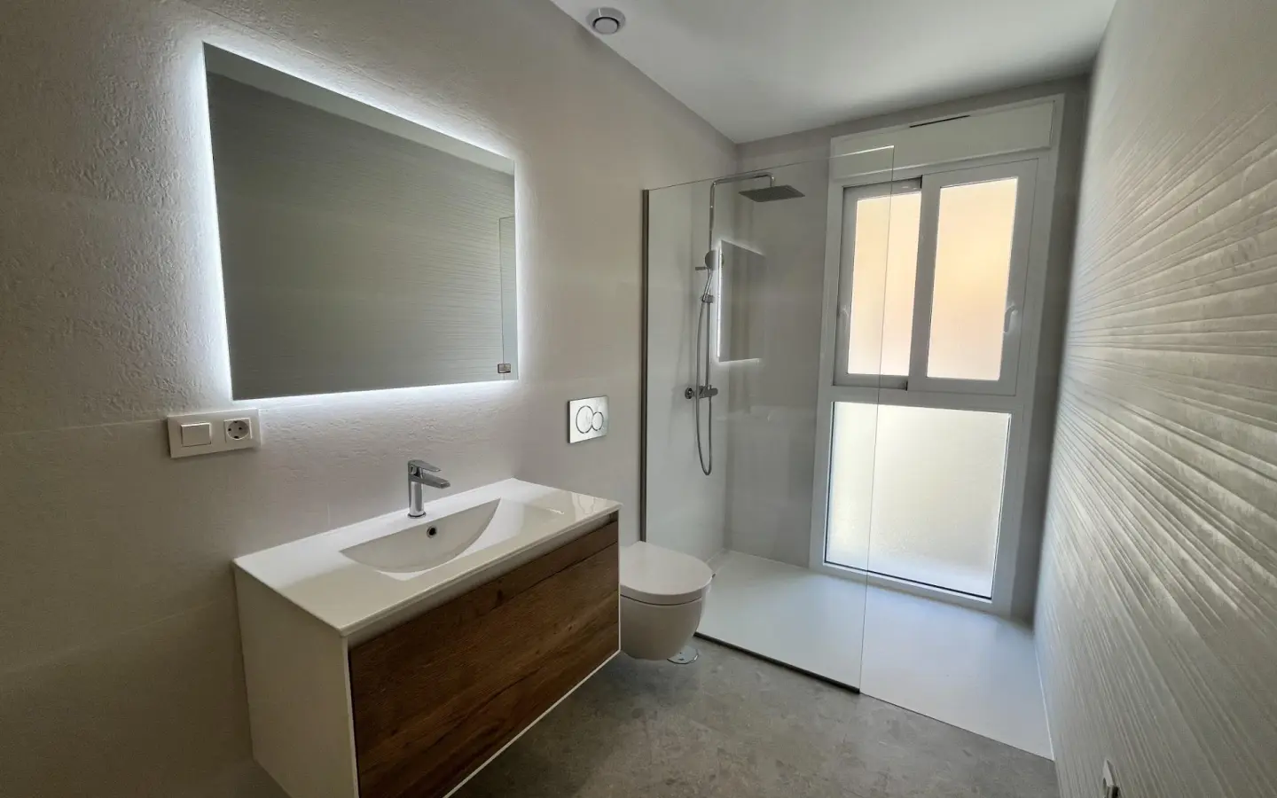 Apartment Of 117 M² In Torrevieja, Spain