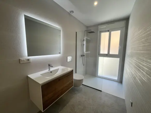 Apartment Of 117 M² In Torrevieja, Spain