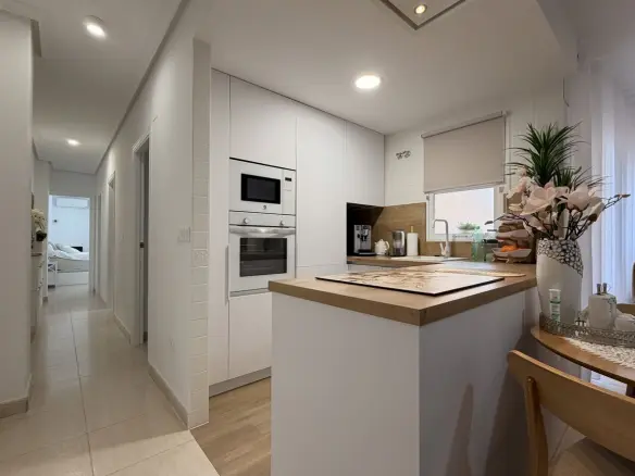 3-bedroom Apartment In Torrevieja, Spain (84 M²)