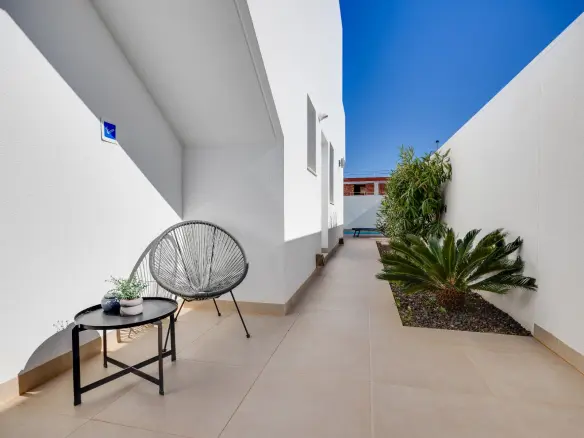 3-bedroom Villa In San Javier, Spain (158 M² Plot)