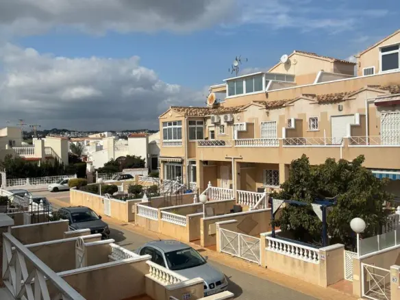 2-bedroom Bungalow In Orihuela Costa, Spain (90 M²)