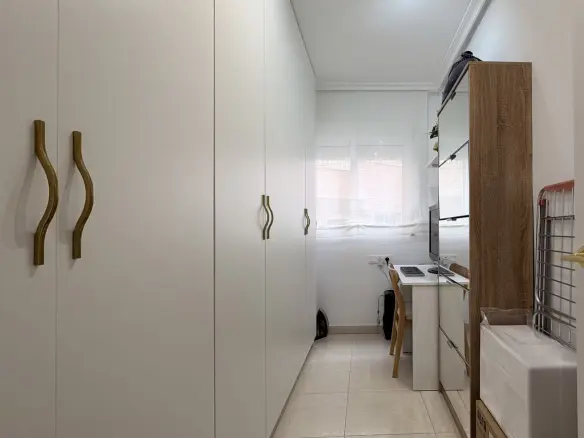 3-bedroom Apartment In Torrevieja, Spain (84 M²)
