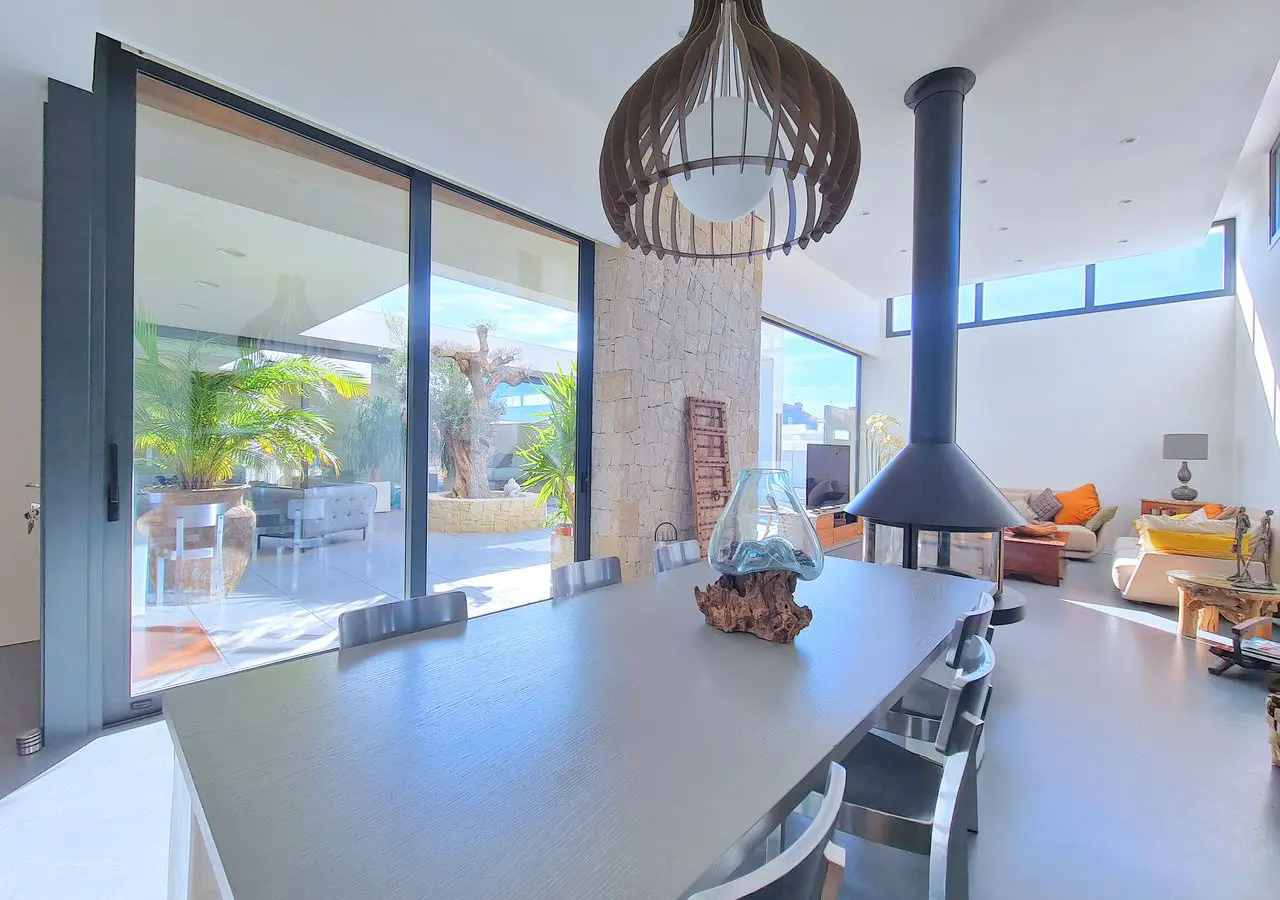 Villa Of 286 M² In Los Alcázares, Spain