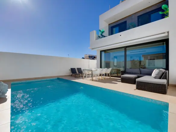 3-bedroom Villa In San Javier, Spain (158 M² Plot)