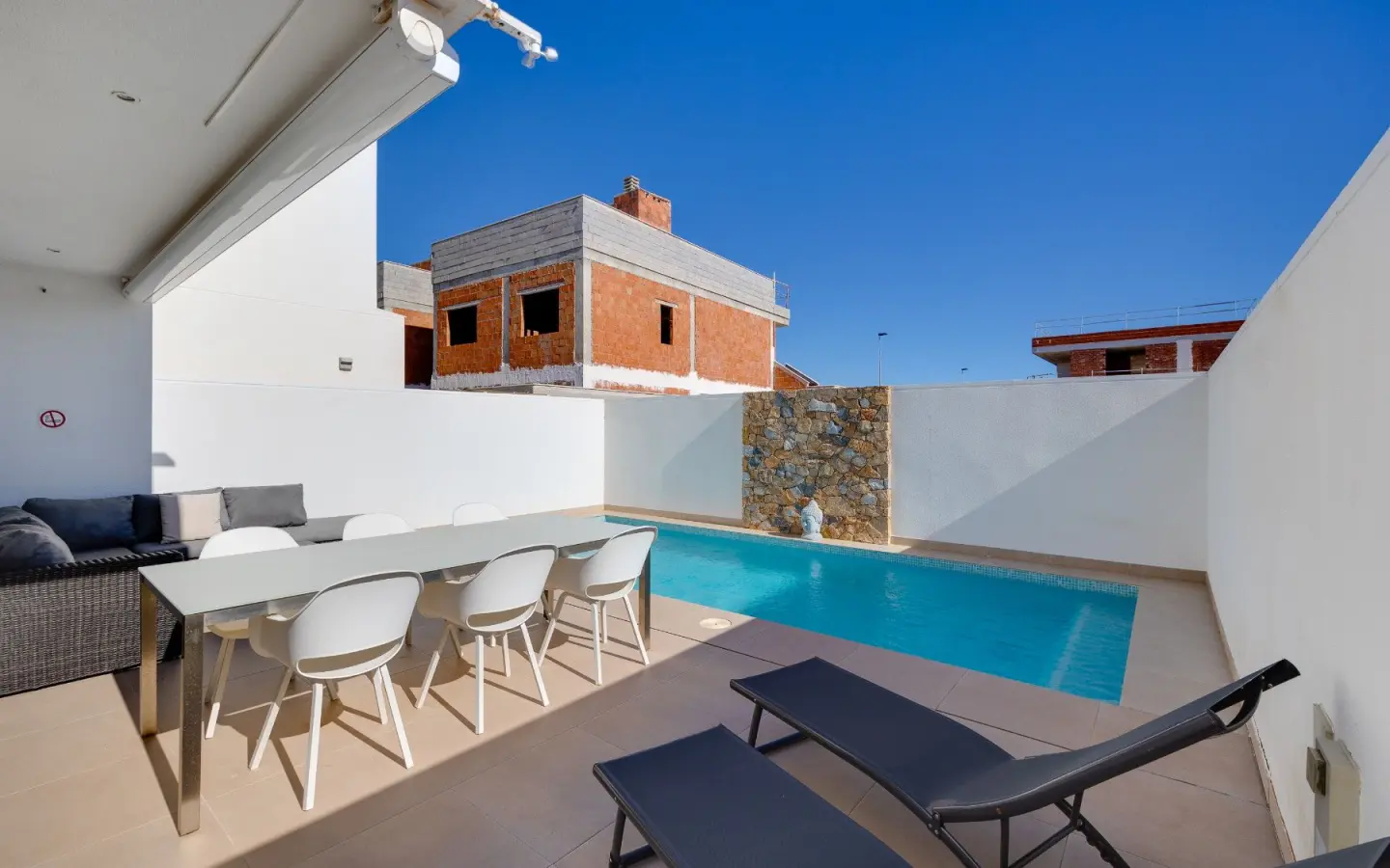 3-bedroom Villa In San Javier, Spain (158 M² Plot)