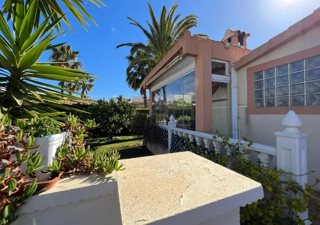 Villa Of 140 M² In Cabo Roig, Spain