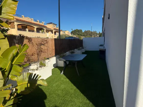 2-bedroom Ground Floor Apartment In Pilar De La Horadada, Spain (81 M²)