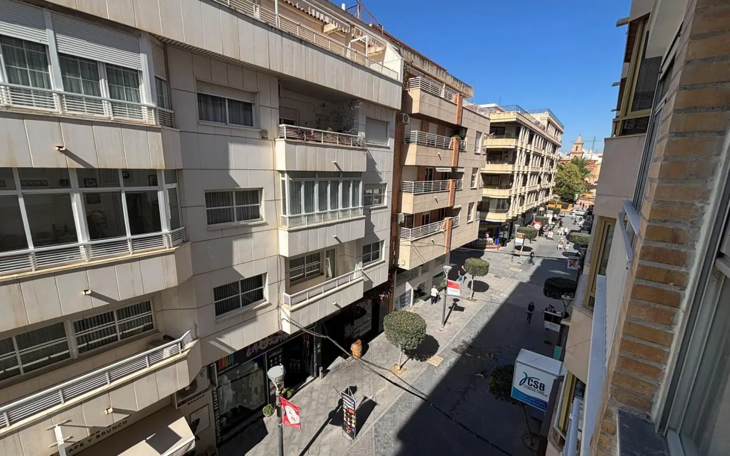 Apartment Of 98 M² In Torrevieja, Spain