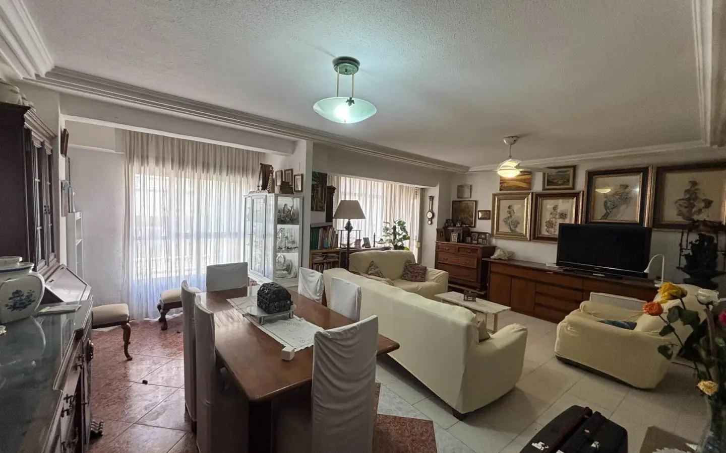 Apartment Of 98 M² In Torrevieja, Spain
