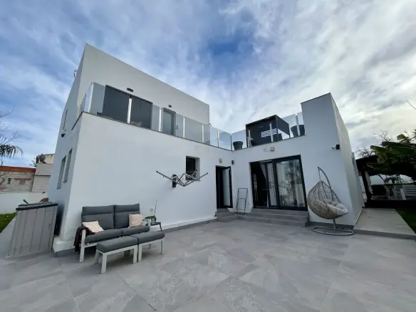 Villa Of 241 M² In Torrevieja, Spain