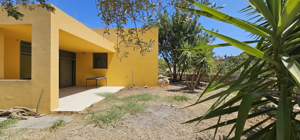 2-bedroom Villa In Gazi, Greece (145 M²)