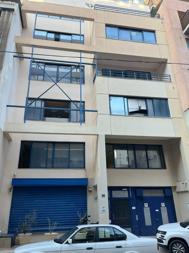 Building In Exarchia – Neapoli, Greece (1.491 M²)