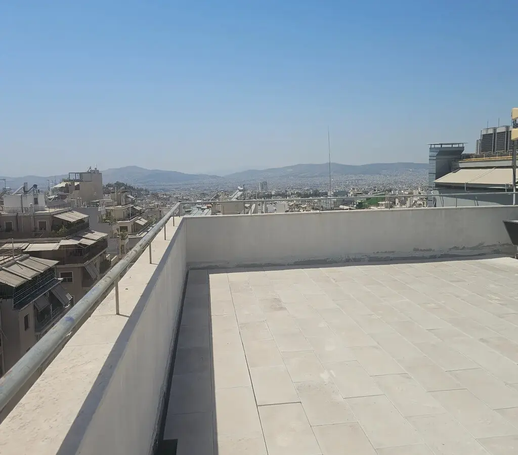 Building In Exarchia – Neapoli, Greece (1.491 M²)