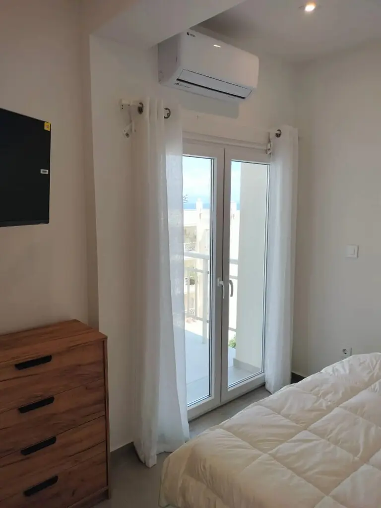 1-bedroom Flat In Rafina, Greece (47 M²)
