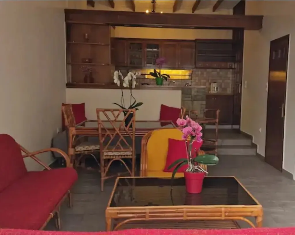 2-bedroom Maisonette In Rafina, Greece (70 M²)