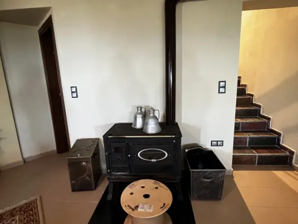 2-bedroom Detached House In Poligiros, Greece (182 M²)
