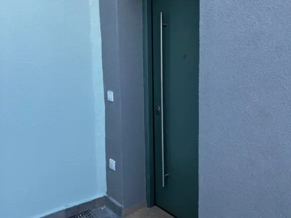 2-bedroom Detached House In Poligiros, Greece (182 M²)