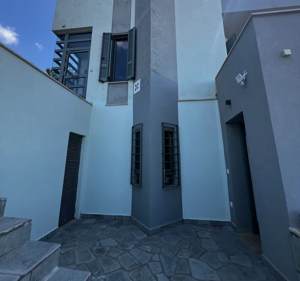 2-bedroom Detached House In Poligiros, Greece (182 M²)