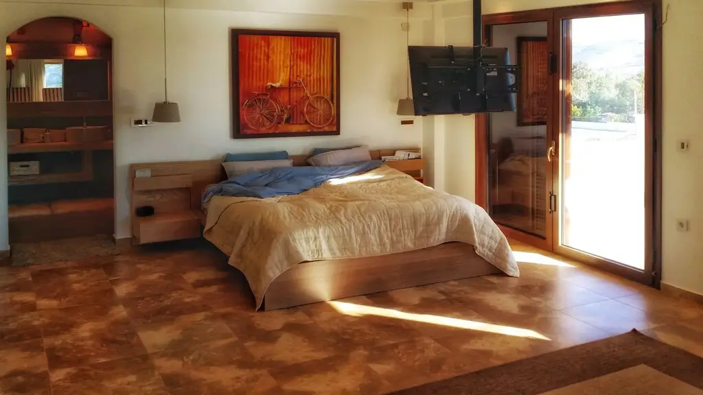 Villa In Keratea, Greece (347 M²)