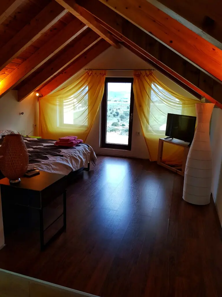 Villa In Keratea, Greece (347 M²)