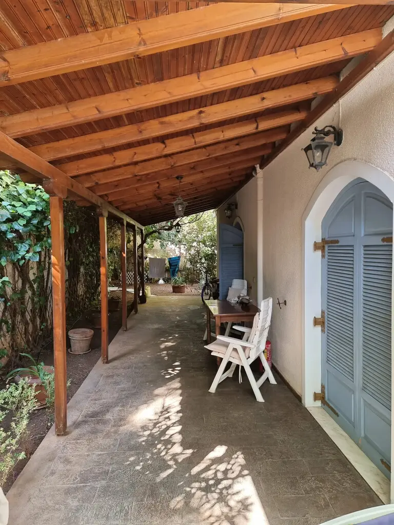 5-bedroom Maisonette In Xilokastro, Greece (302 M²)